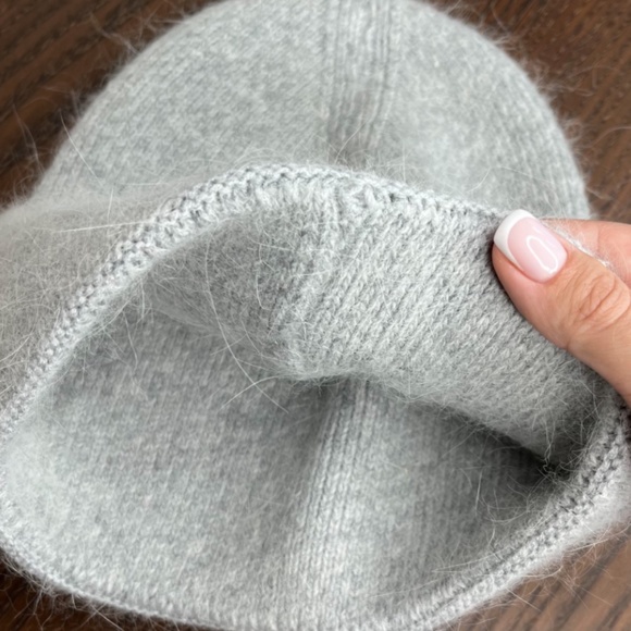 CUTE RABBIT FUR BEANIE - Picture 3 of 4